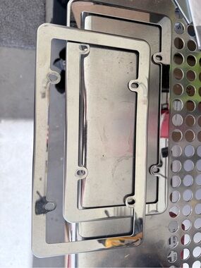 Chrome silver license plate frames